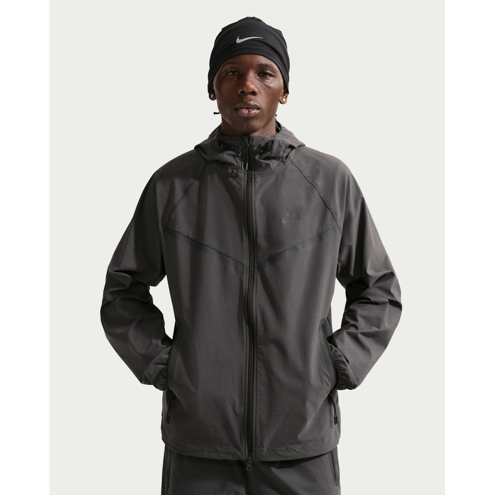Кофта Nike Dri-Fit Woven Tech Windrunner Jacket IU6965-060