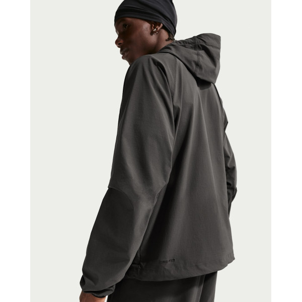 Толстовка Nike Dri-Fit Woven Tech Windrunner Jacket IU6965-060