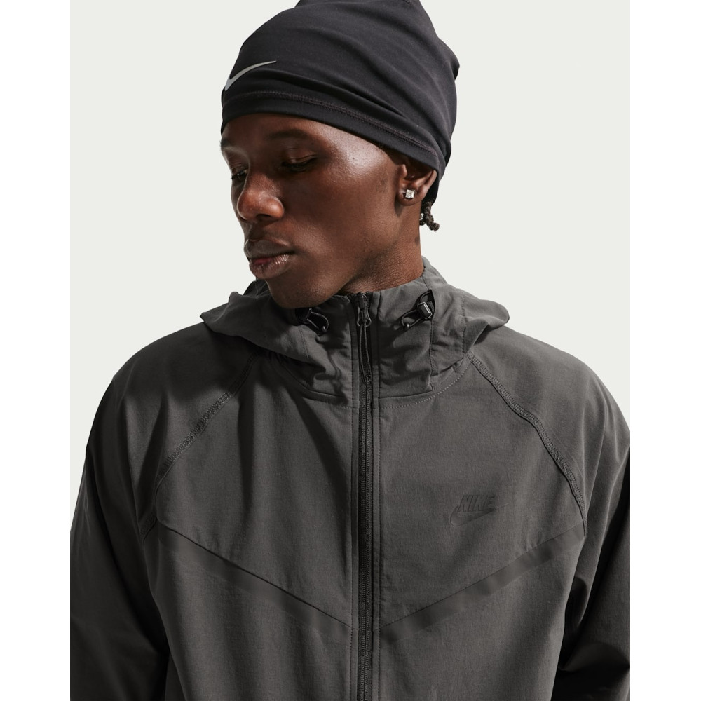 Кофта Nike Dri-Fit Woven Tech Windrunner Jacket IU6965-060