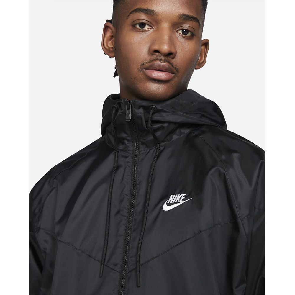 Куртка Nike Sportswear Windrunner Hooded Jacket DA0001-010