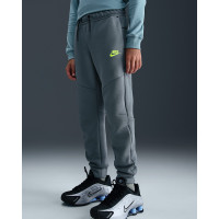 Дитячі штани Nike Boys Sportswear Tech Fleece Jogger HV5869-060