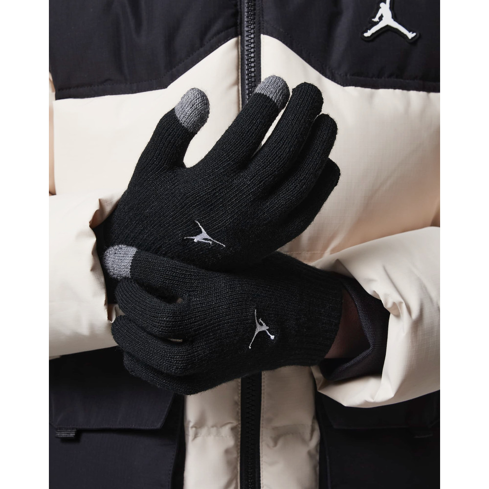 Шапка і рукавички Jordan Essentials Beanie 9A0836-023