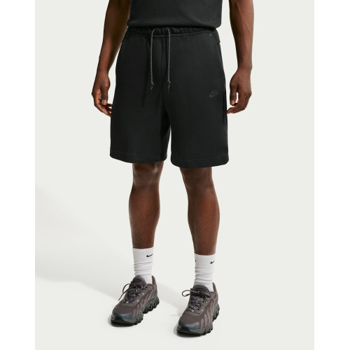 Шорти Nike Sportswear Tech Fleece IM0693-010