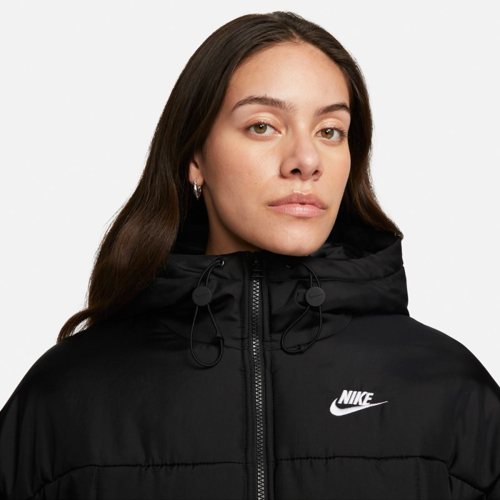 Женская куртка Nike Sportswear Essential Therma Classic Puffer FB7672-010