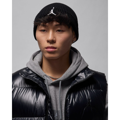 Шапка Jordan Terra Beanie FZ2055-010