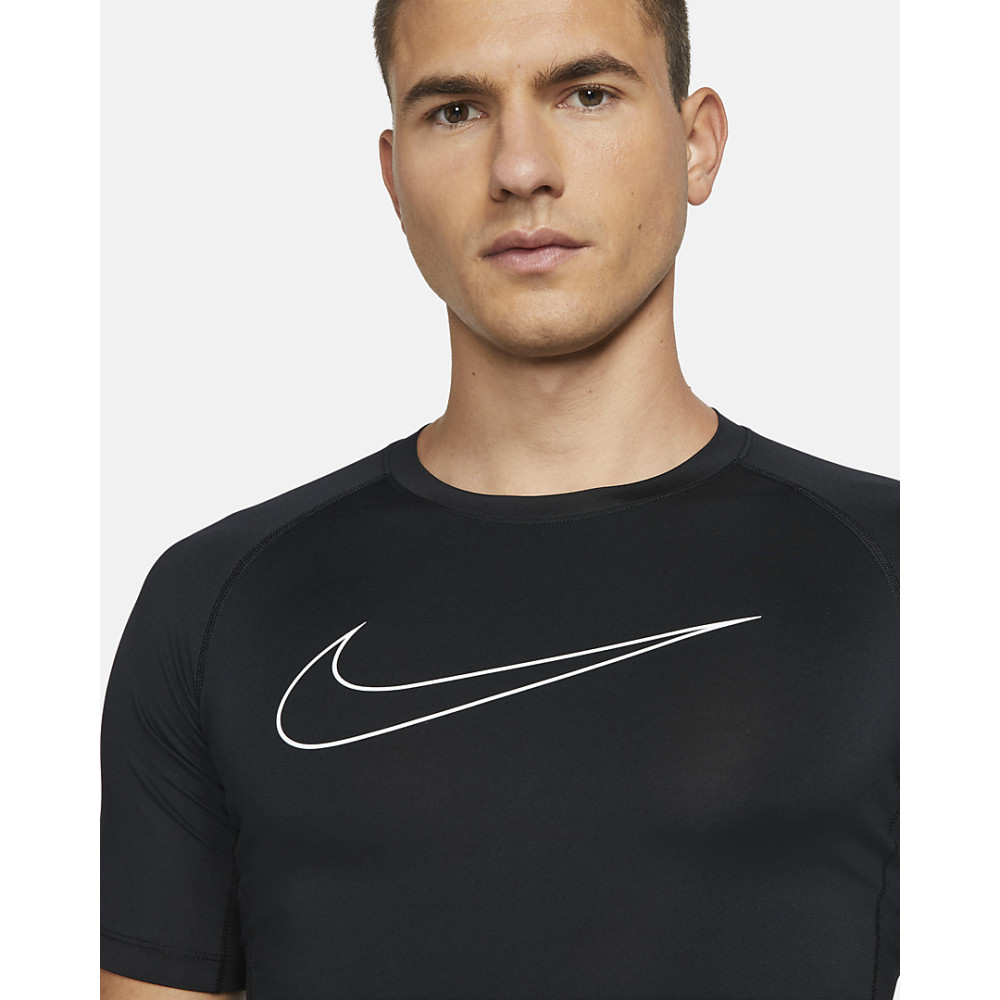 Термо футболка Nike Pro Dri-FIT Top Shortsleeve Tight DD1992-010