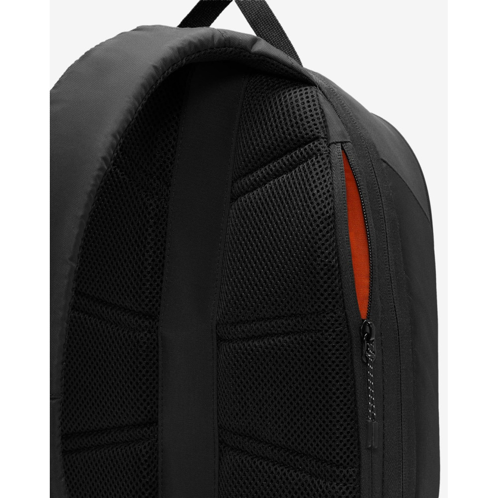 Сумка через плечо Nike Sportswear Commute Sling Bag FZ6132-011