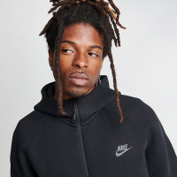 Кофта Nike Sportswear Tech Fleece Hoodie FB7921-010