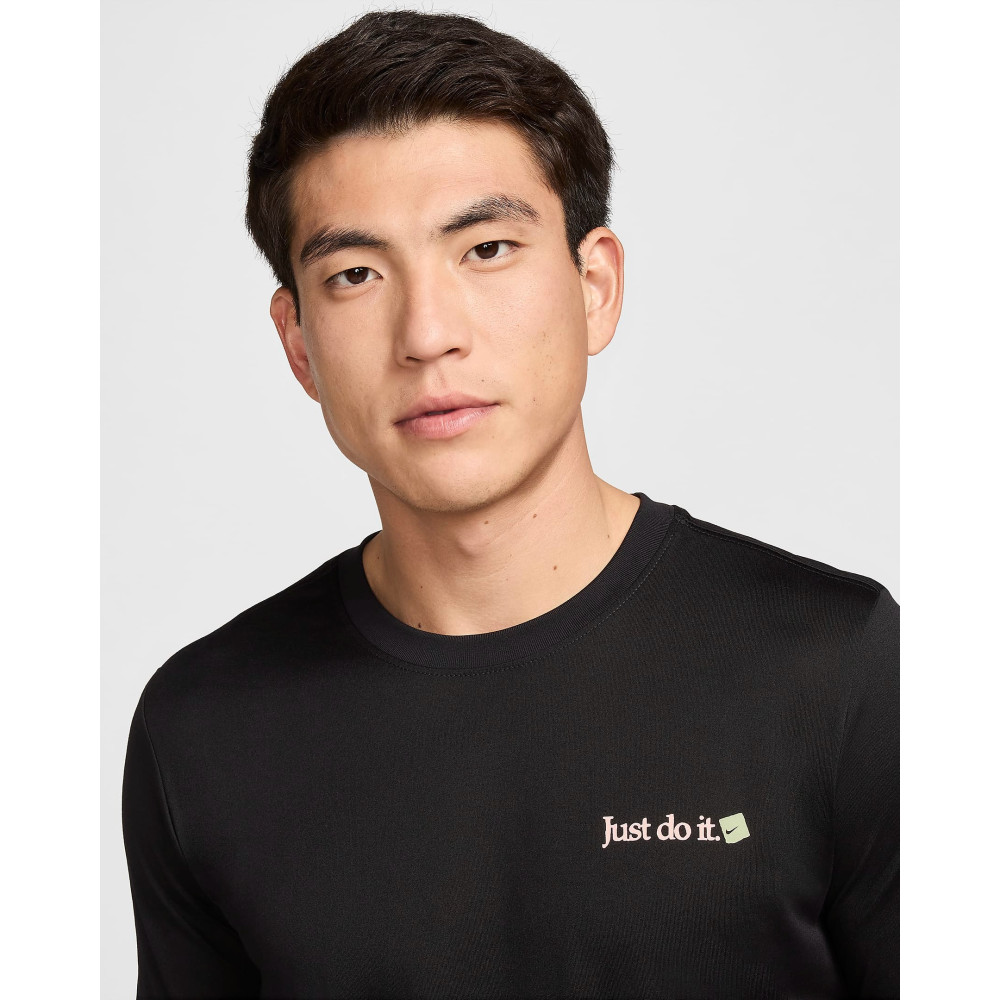 Футболка Nike Dri-Fit Fitness Tee FZ8044-010