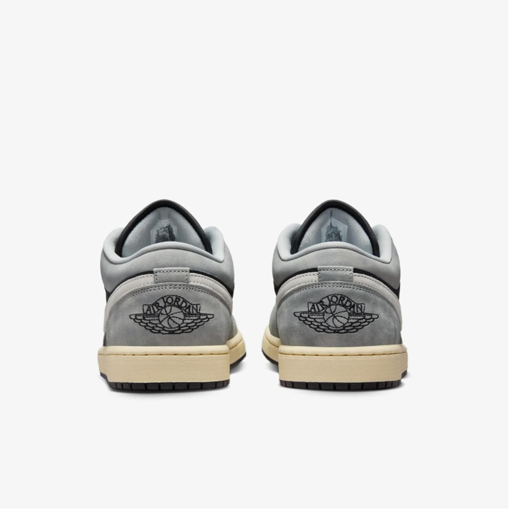 Кросівки Air Jordan 1 Low SE HQ2010-012