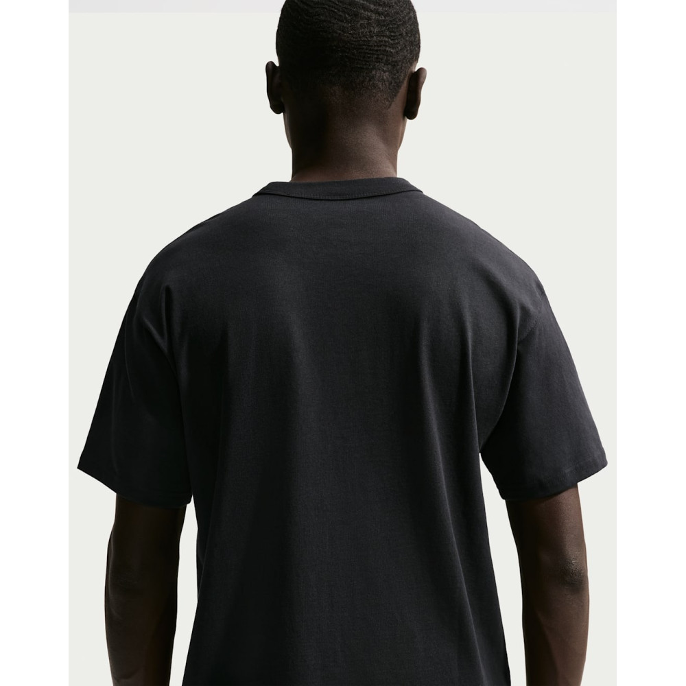 Футболка Nike Sportswear Premium Essential Tee IH1121-010