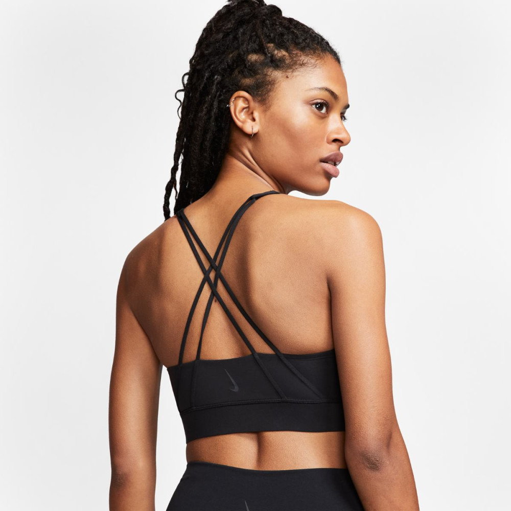 Женский топ Nike Swoosh Luxe Bra CJ0544-010