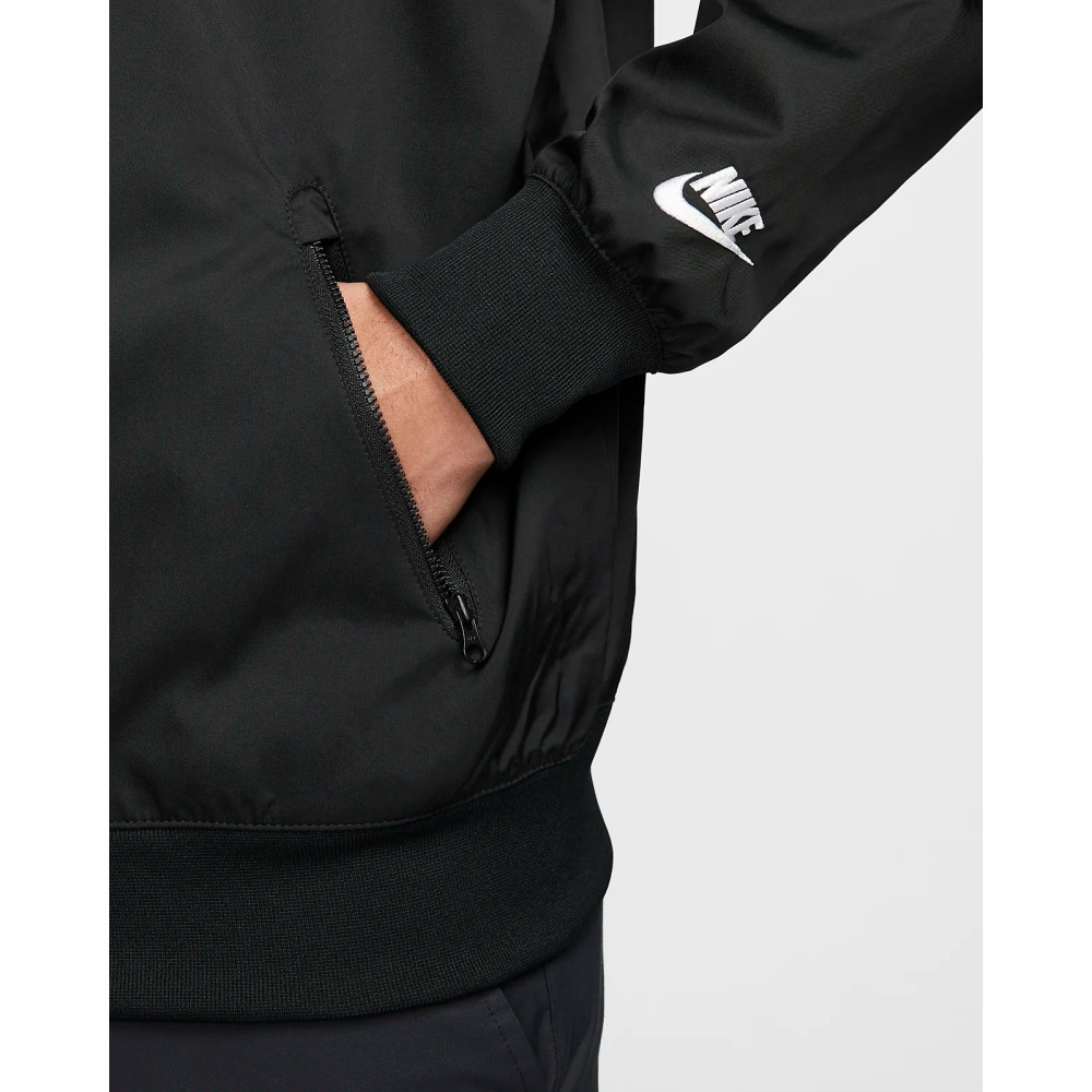 Куртка Nike Sportswear Essentials+ Woven Windrunner Jacket  DM6867-010