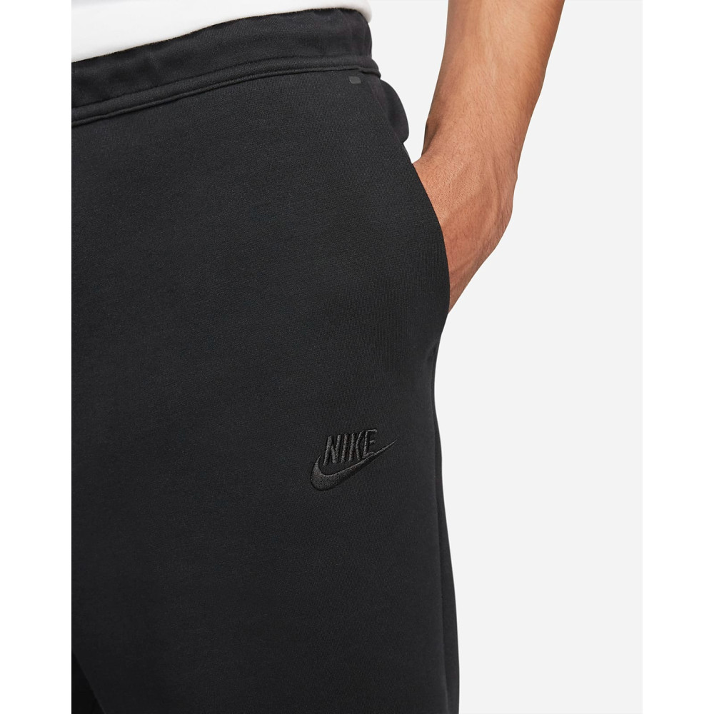 Шорти Nike Tech Fleece Graphic Short DZ4472-010