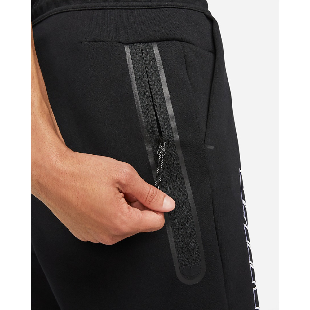 Шорти Nike Tech Fleece Graphic Short DZ4472-010