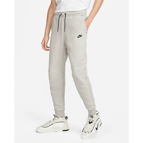 Штани Nike Sportswear Tech Fleece Winter Joggers DQ4808-016
