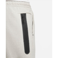 Штаны Nike Sportswear Tech Fleece Winter Joggers DQ4808-016