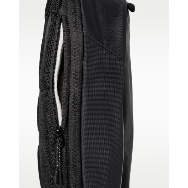 Сумка через плече Nike Sportswear Commute Sling Bag IQ1285-010