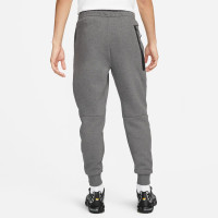 Штани Nike Sportswear Liverpool FC Tech Fleece Joggers DV4834-071