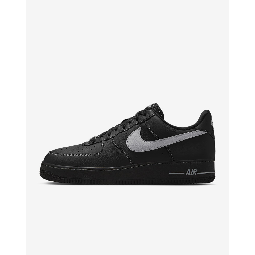 Кросівки Nike Air Force 1 07 LV8 HQ2037-006
