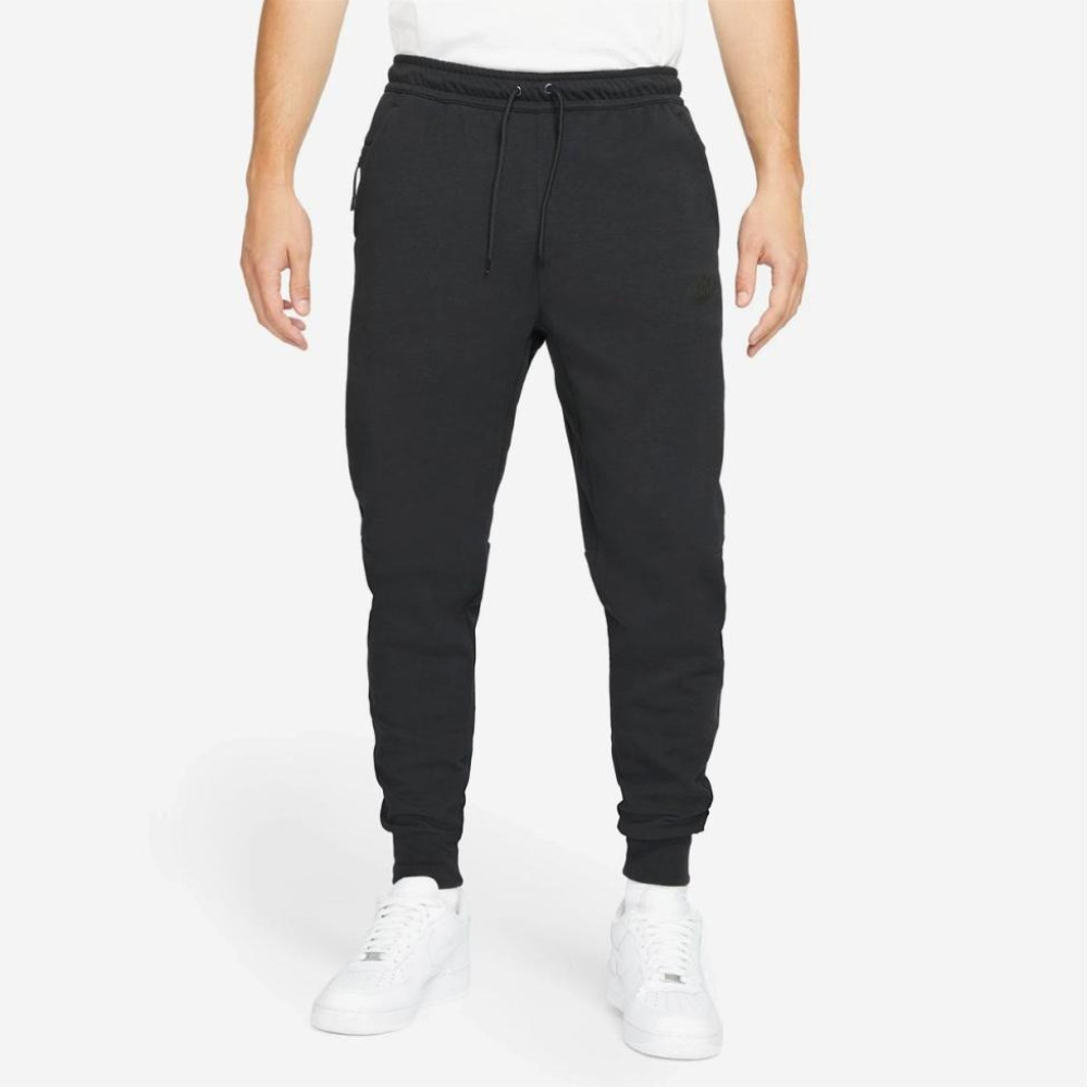 Штаны Nike Sportswear Tech Essentials Jogger DD5293-010