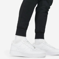 Штаны Nike Sportswear Tech Essentials Jogger DD5293-010
