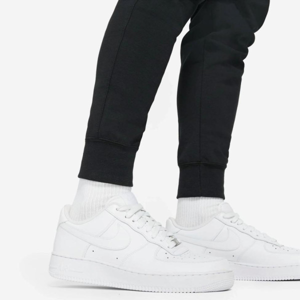 Штаны Nike Sportswear Tech Essentials Jogger DD5293-010