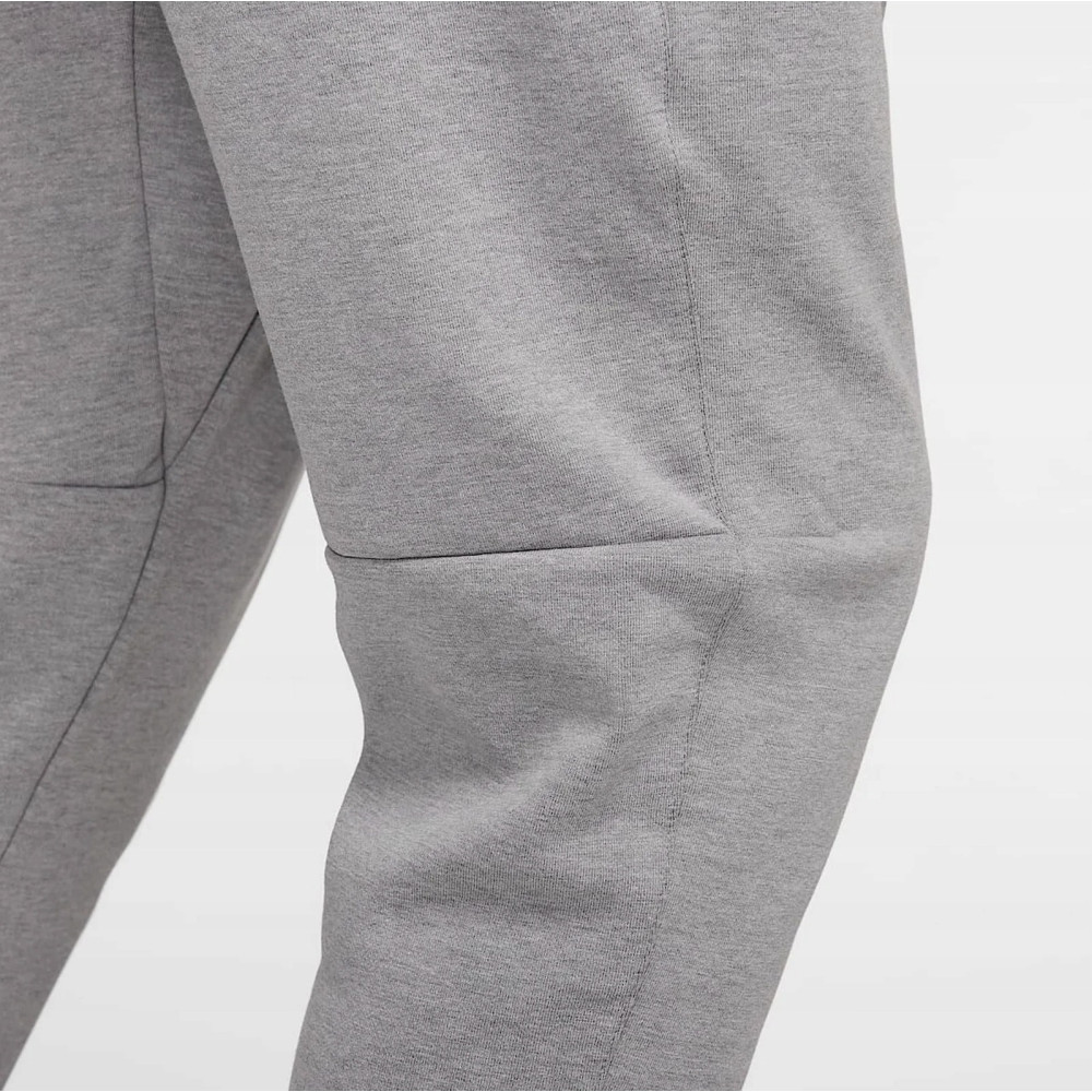 Штани Nike Sportswear Tech Essentials Jogger DD5293-002