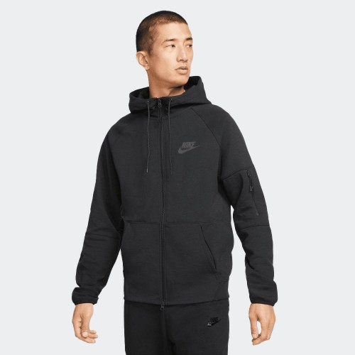 Кофта Nike Tech Essentials Fleece Hoodie DD5284-010