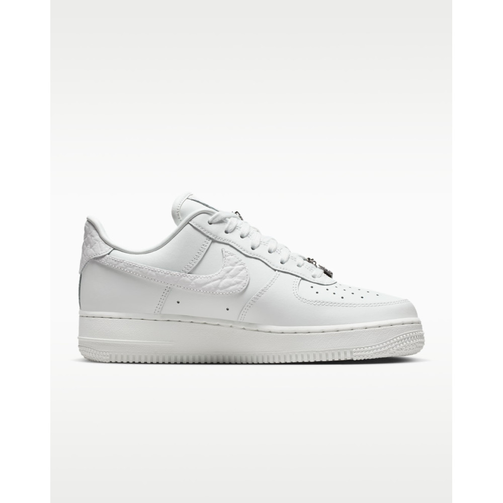 Кроссовки Nike Air Force 1 07 Low IM6485-121