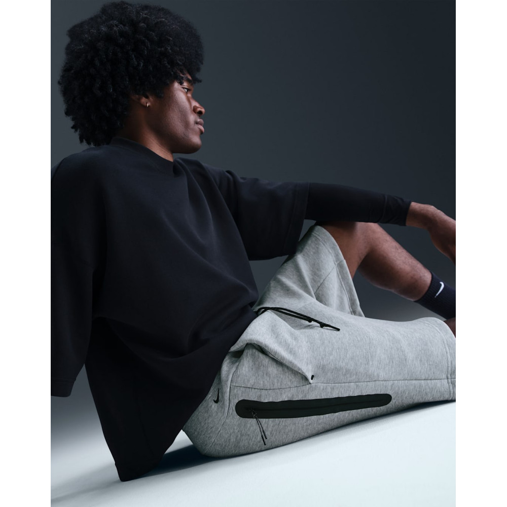 Шорты повседневные Nike Sportswear Tech Fleece IM0693-063