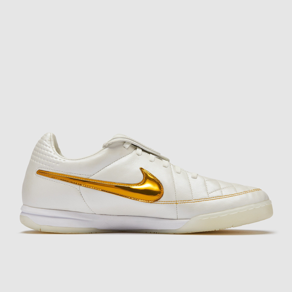 Футзалки Nike Tiempo Legend Regen SE IC IF4389-100