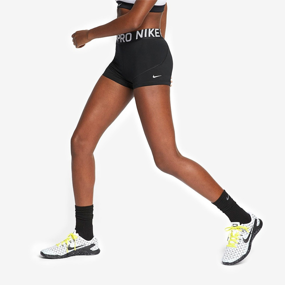 Жіночі шорти Nike Pro 3IN Short AO9977-010