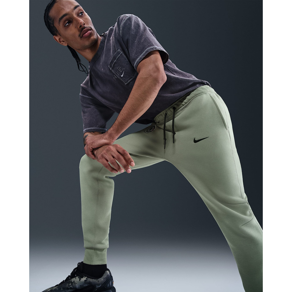 Штани Nike Sportswear Chelsea FC Tech Fleece Joggers HJ6442-370