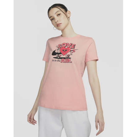 Женская футболка Nike Sportswear Valentine's Day Tee DN5878-697