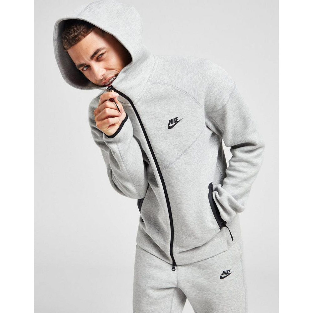 Толстовка Nike Sportswear Tech Fleece Hoodie FB7921-063