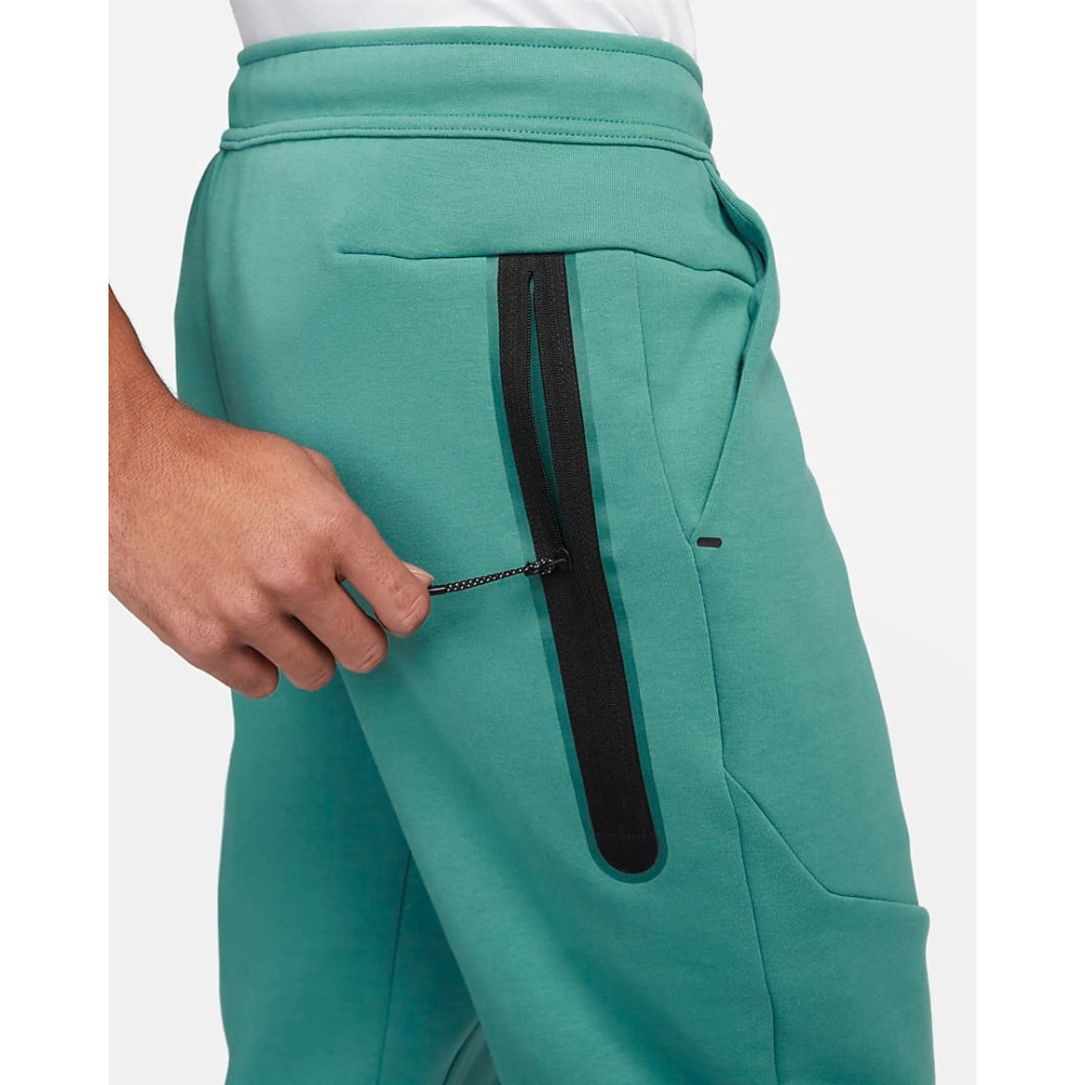Штаны Nike Sportswear Tech Fleece Joggers CU4495-381