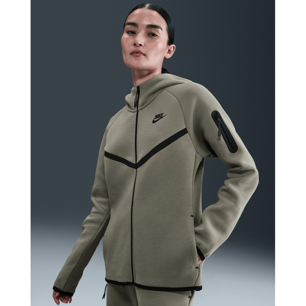 Женская толстовка Nike Sportswear Windrunner Tech Fleece HV6747-320