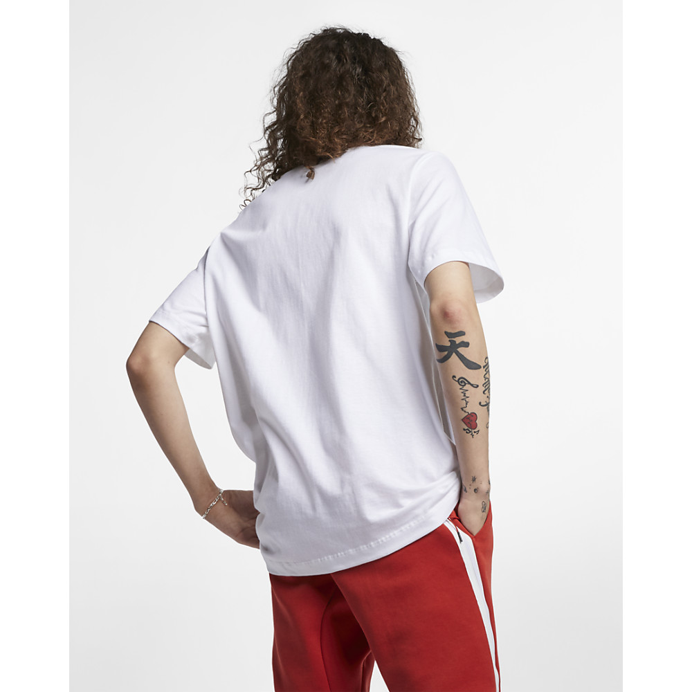 Футболка Nike NSW Club Tee AR4997-101