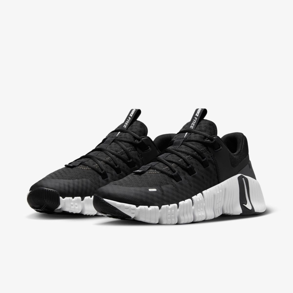 Кросівки Nike Free Metcon 5 DV3949-001