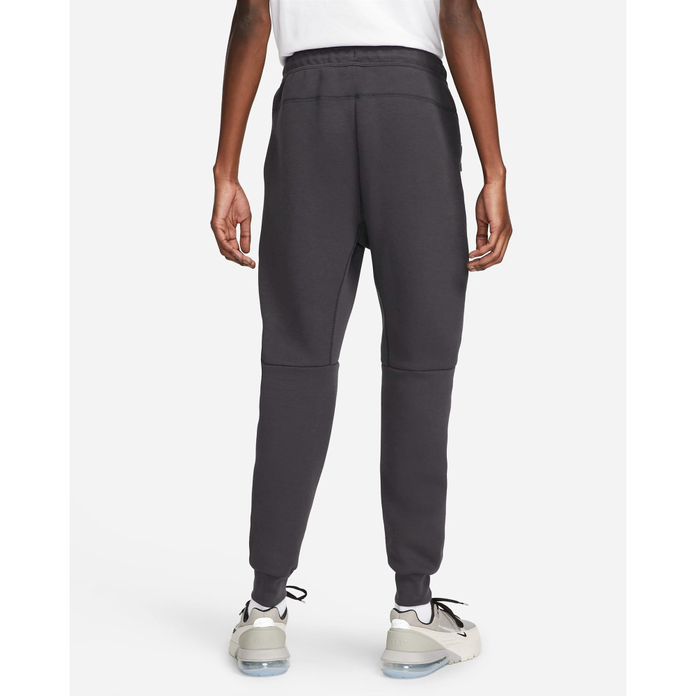 Штани Nike Sportswear Tech Fleece Joggers FB8002-060