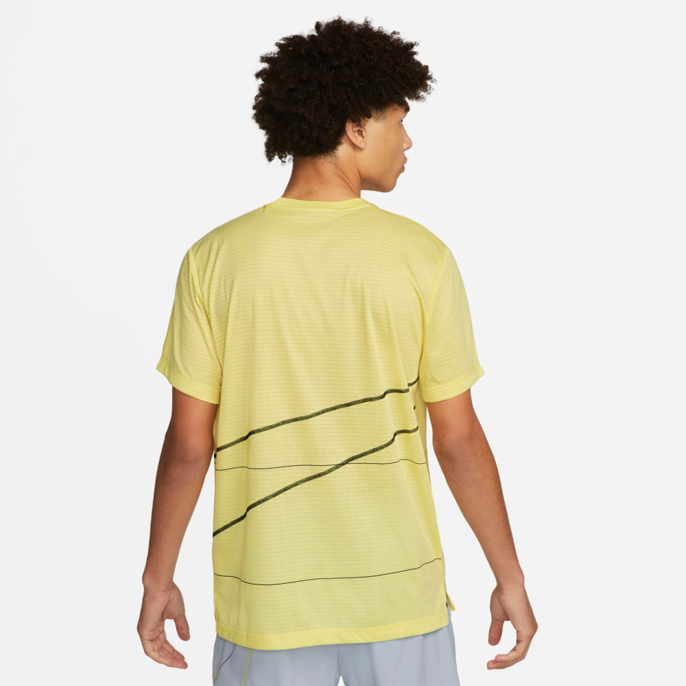 Футболка Nike Dri-Fit Q5 Top DQ6626-706