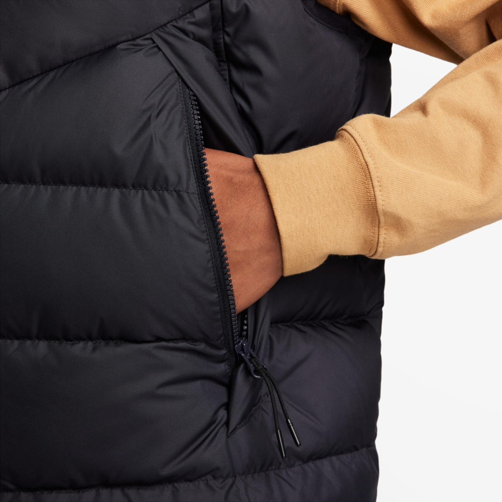 Жилетка Nike Sportswear Chelsea FC Down-Fill Windrunner Vest FN0728-426