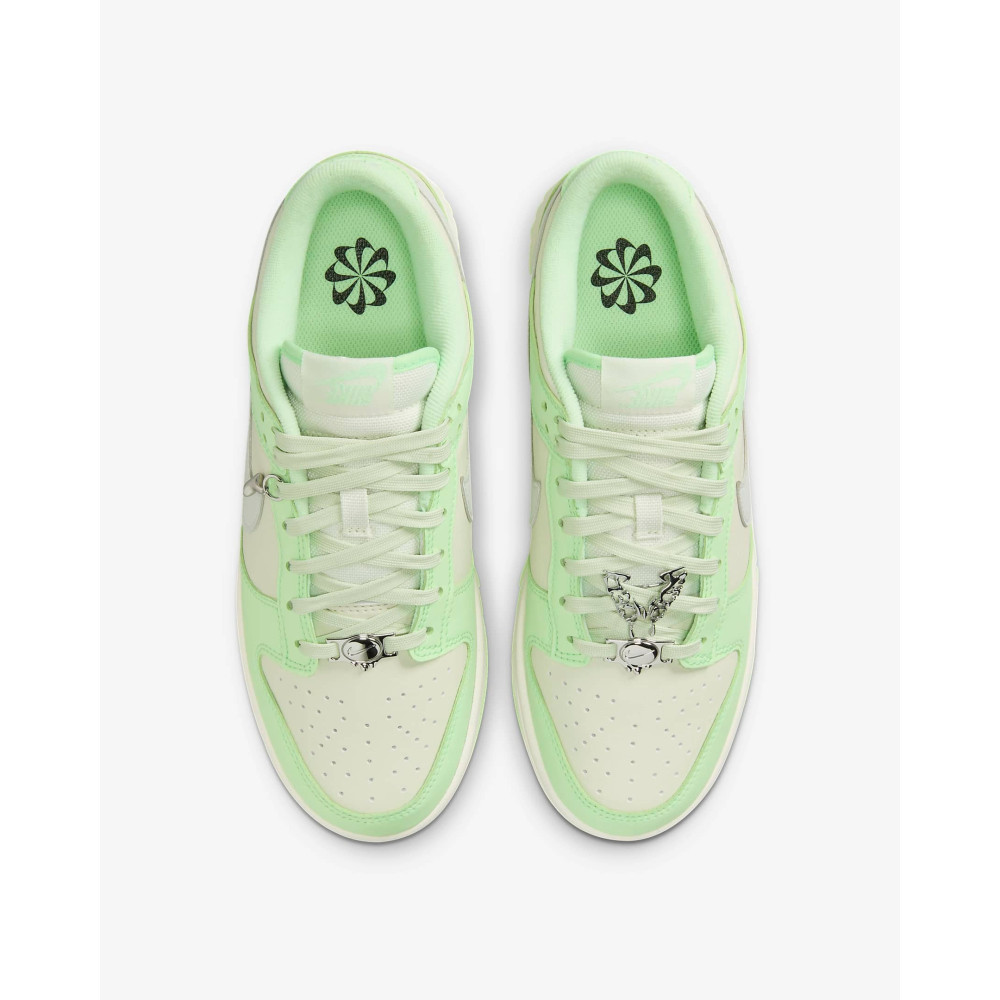Кросівки Nike Dunk Low SE FN6344-001