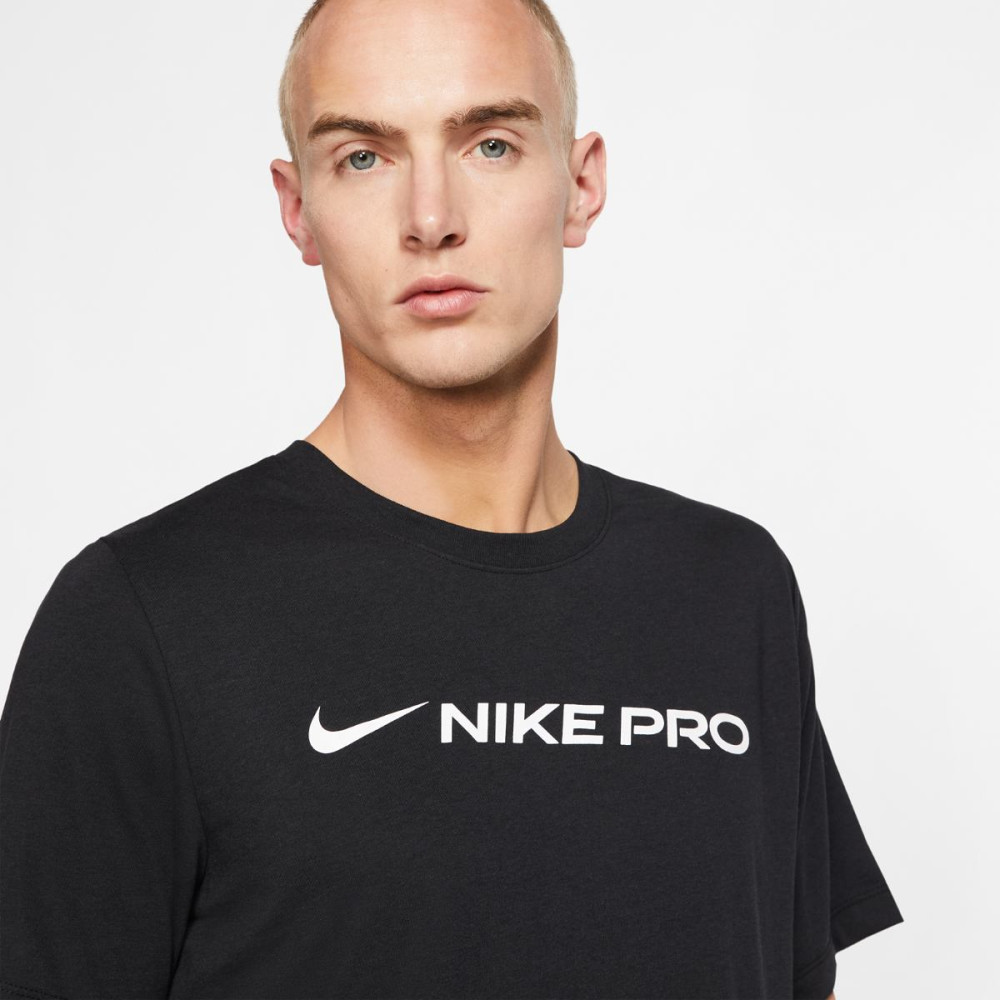 Футболка Nike Dri-FIT Pro Training T-Shirt CD8985-010