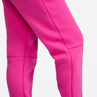 Женские штаны Nike Sportswear Tech Fleece FB8330-605