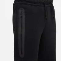 Дитячі штани Nike Boys Sportswear Tech Fleece Jogger FD3287-010