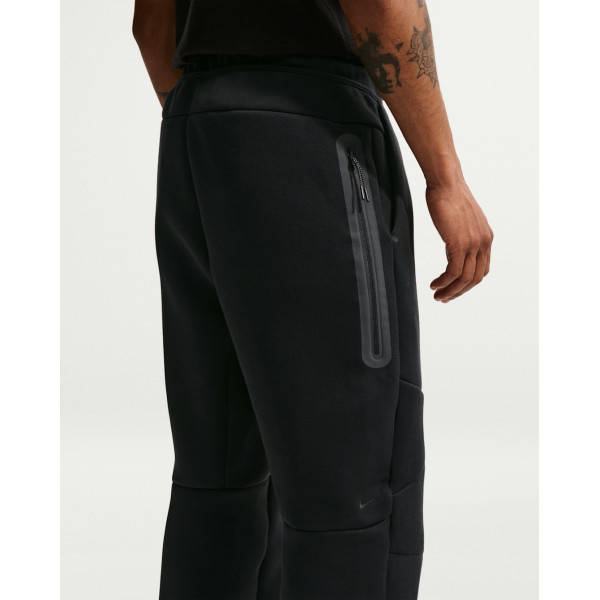 Штаны Nike Sportswear Open-Hem Tech Fleece Pant IM0697-010