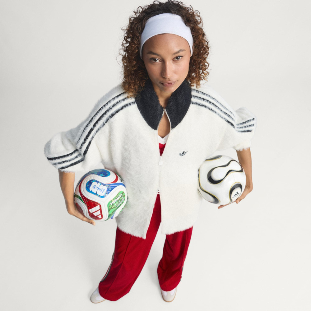 Набор мячей Adidas FIFA World Cup 26 Historical Pro Ball Set KB1812
