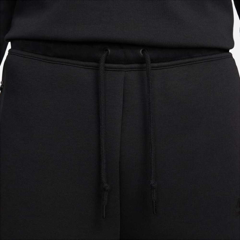 Шорти Nike Sportswear Tech Fleece FB8171-010